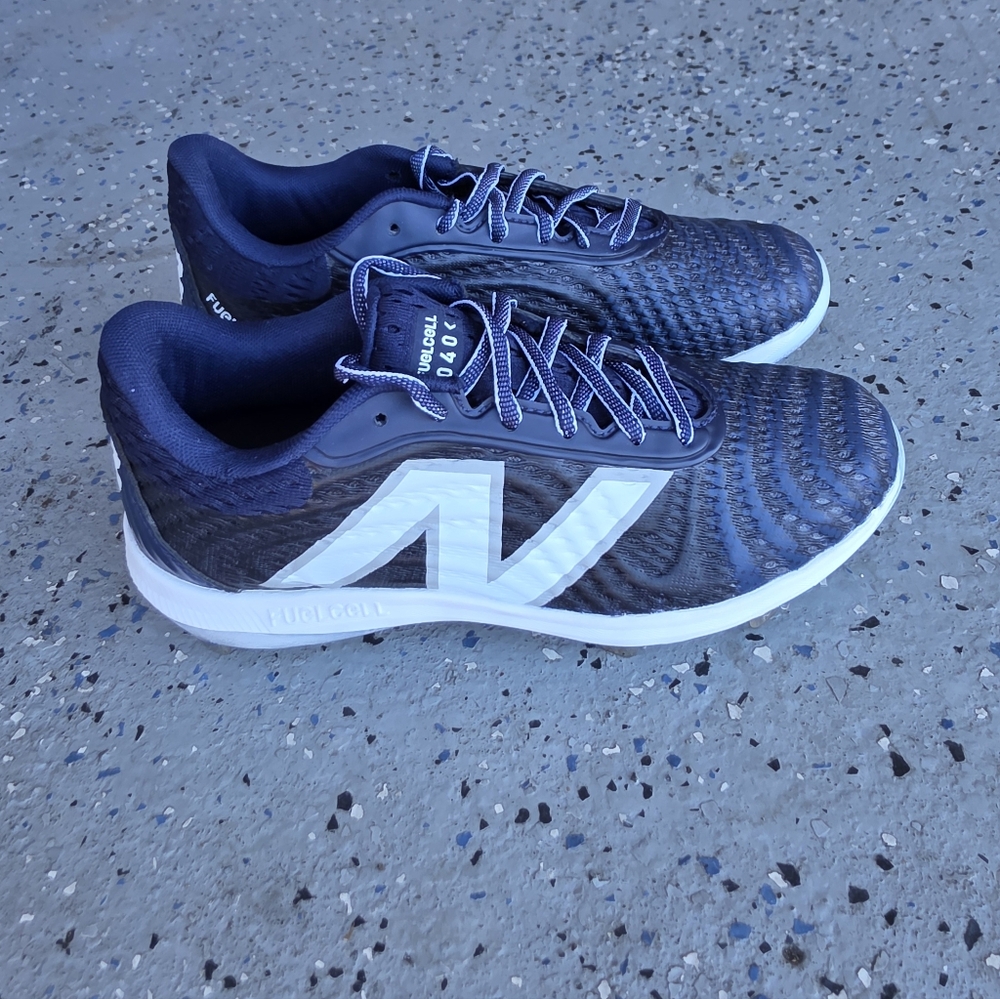 New Balance Sky Blue FuelCell 4040 v7 Metal Cleats